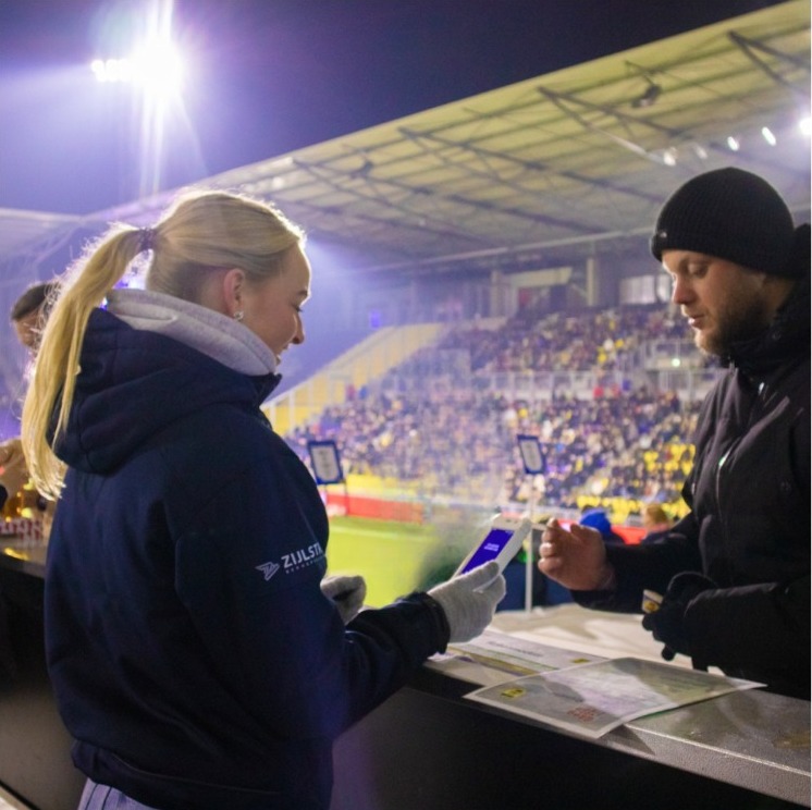 Vacature afbeelding Horecamedewerker SC Cambuur, Kooi stadion Leeuwarden van Easzy